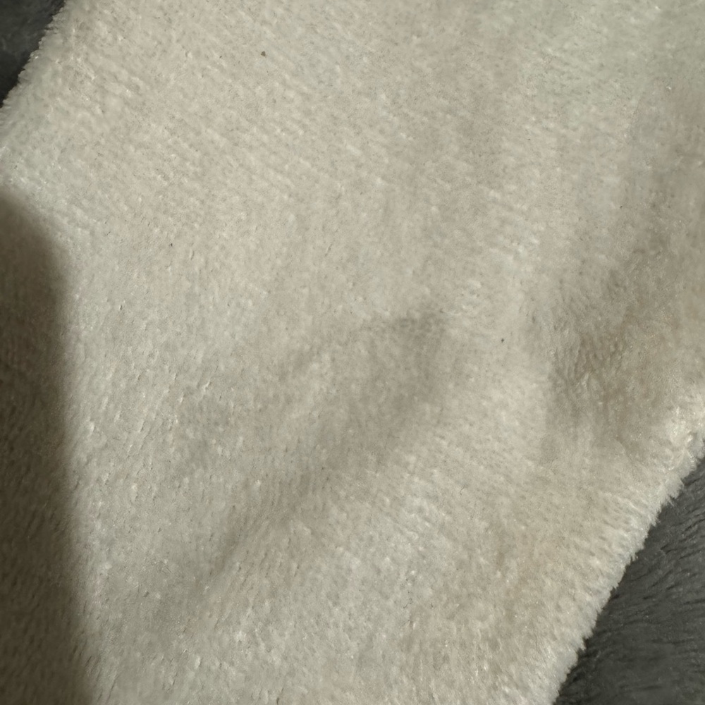 Cozy Cream Baby Footie with Lion Appliqué - Picture 3 of 4